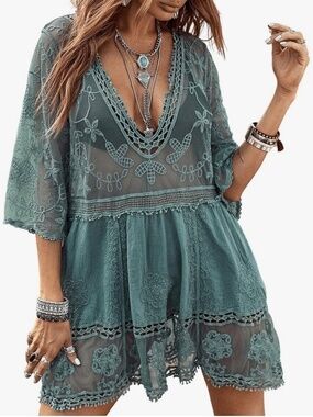 NWOT Eomenie lace cover up
